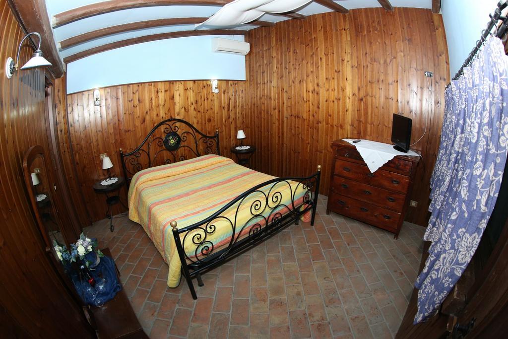 Agriturismo Monte Due Torri Genzano di Roma Bagian luar foto