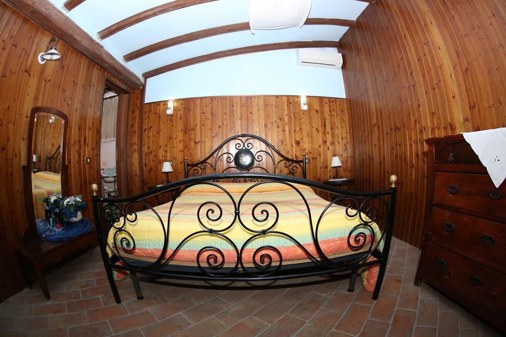 Agriturismo Monte Due Torri Genzano di Roma Bagian luar foto