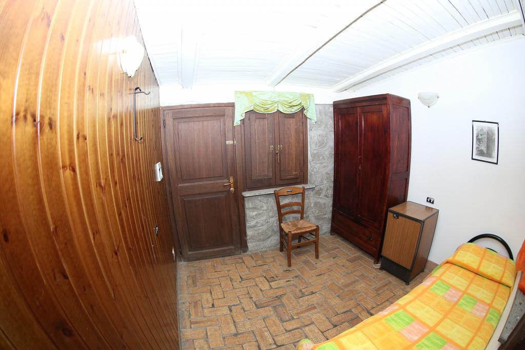Agriturismo Monte Due Torri Genzano di Roma Bagian luar foto