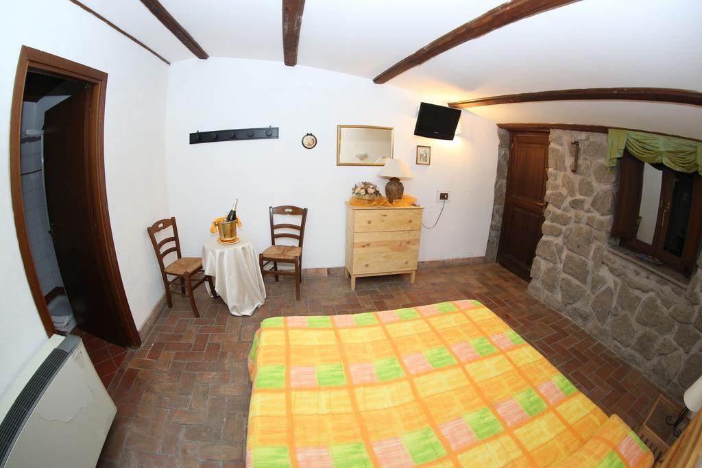 Agriturismo Monte Due Torri Genzano di Roma Bagian luar foto