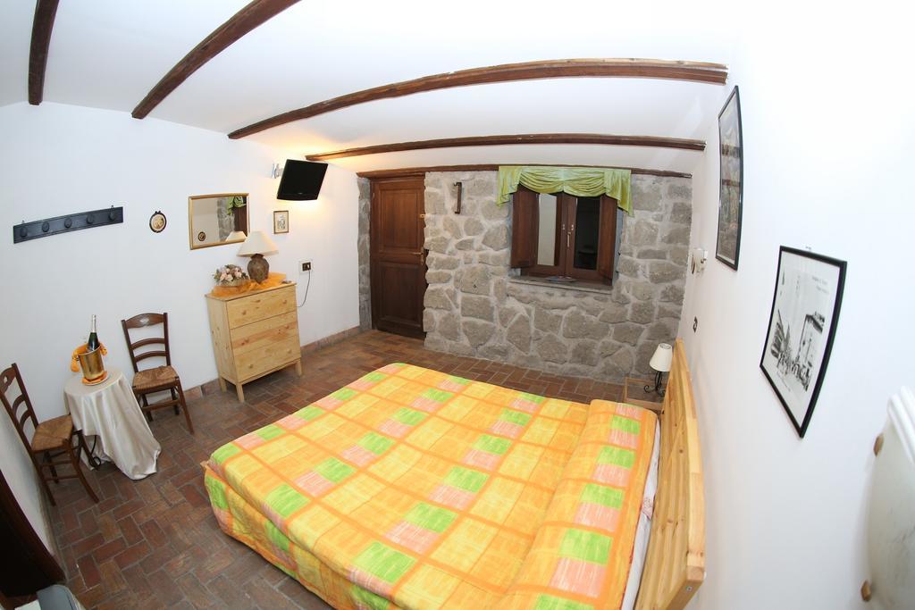 Agriturismo Monte Due Torri Genzano di Roma Bagian luar foto
